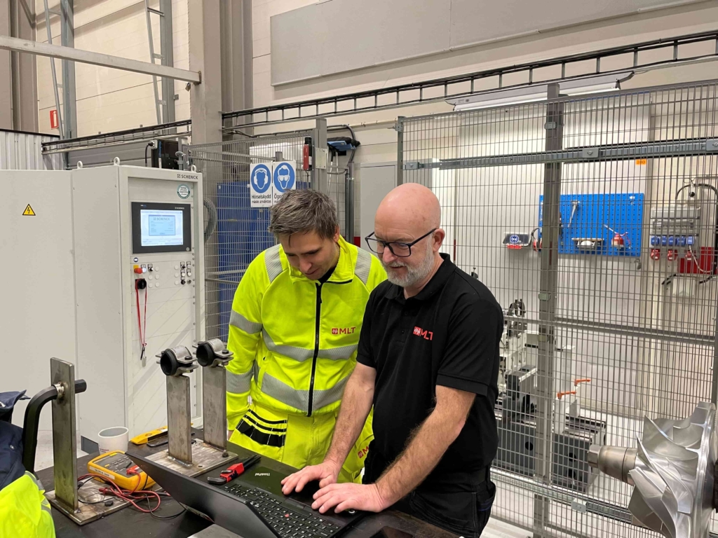 Schenck service med MLT balanseringsteam.